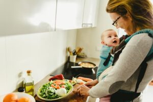 does breastfeeding make you hungrier