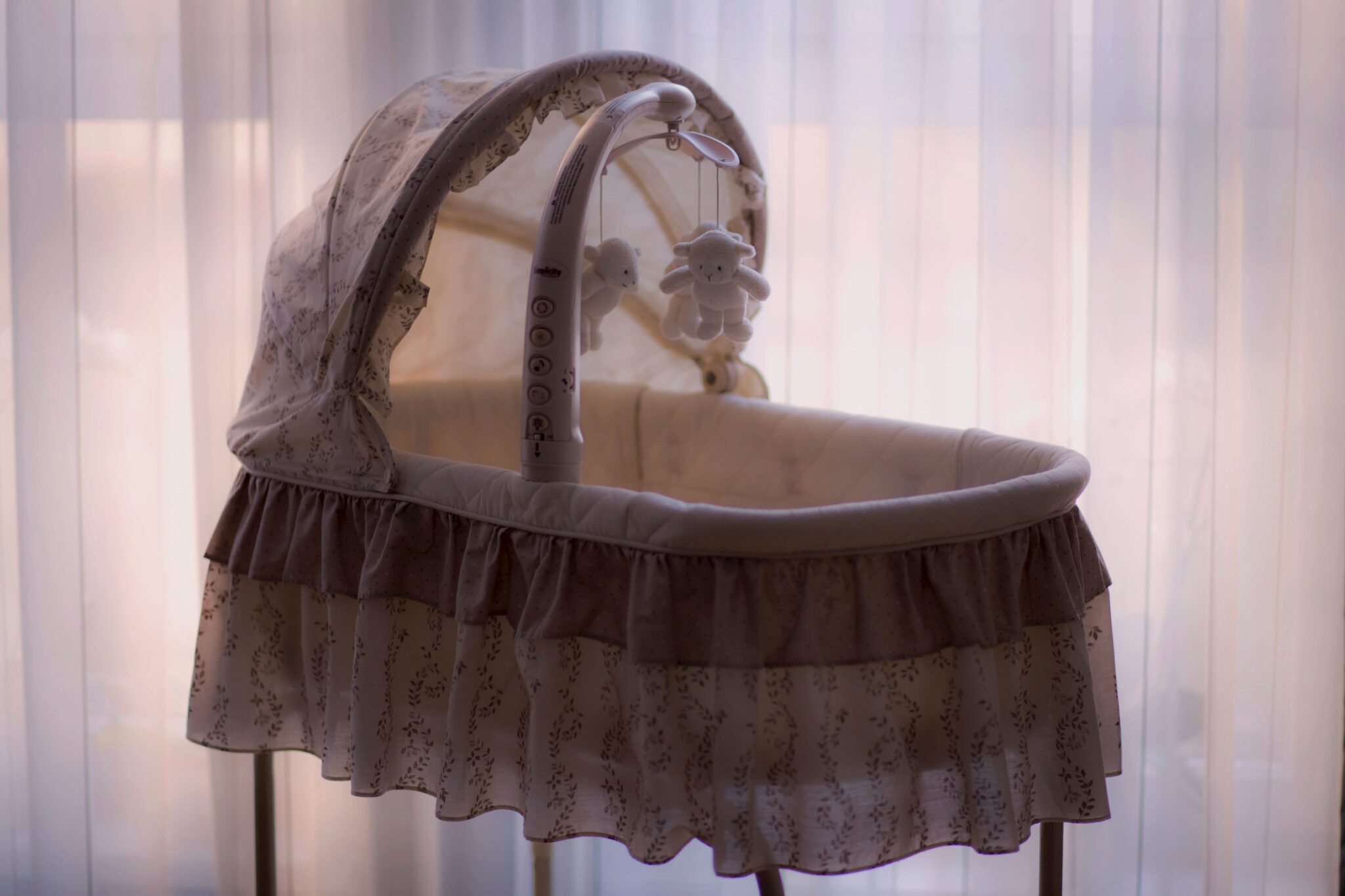 How Long Can A Baby Sleep In A Transition Safely To Crib 2024